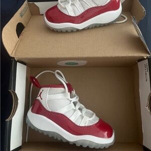 Jordan 11s